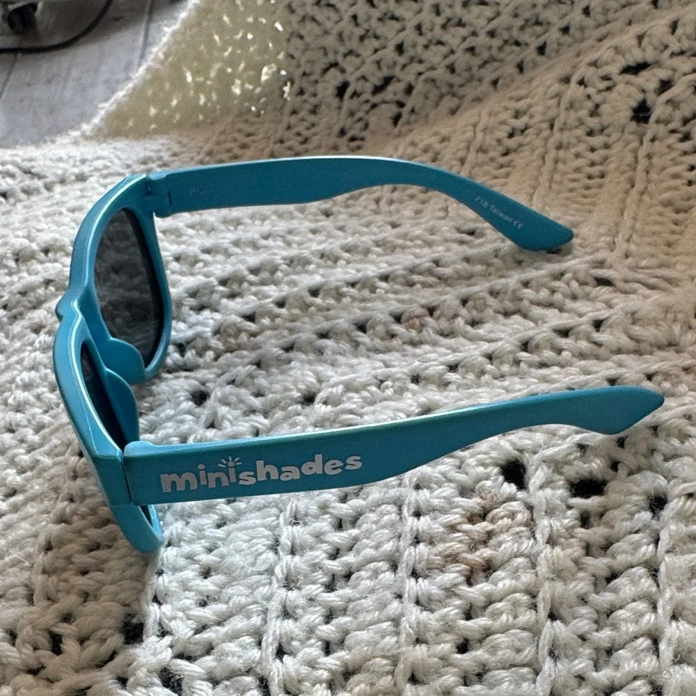 Minishades Classic polarized Kids Sunglasses- Lifetime Warranty -0-3 years
